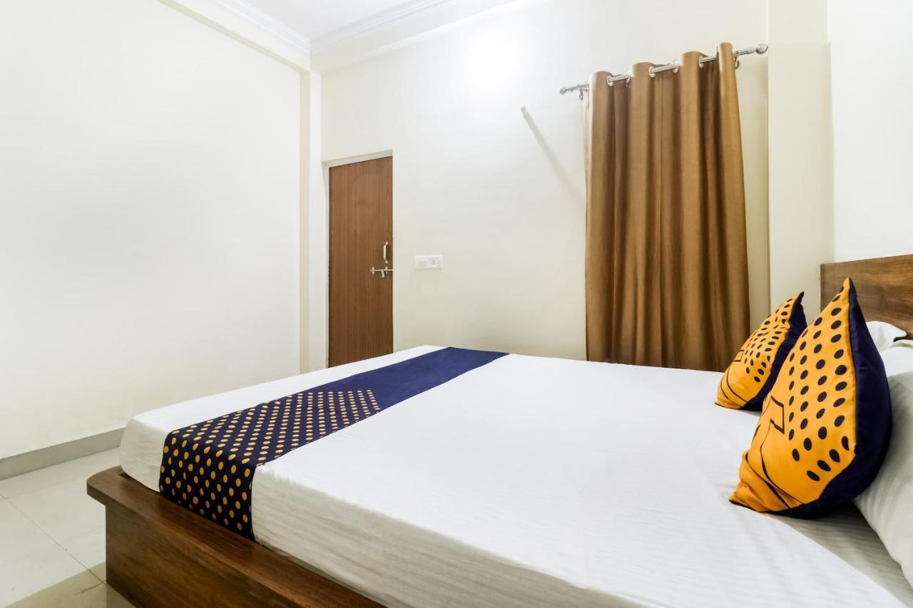 Oyo 40073 Yash Homestay Samarda Kaliāsot Εξωτερικό φωτογραφία