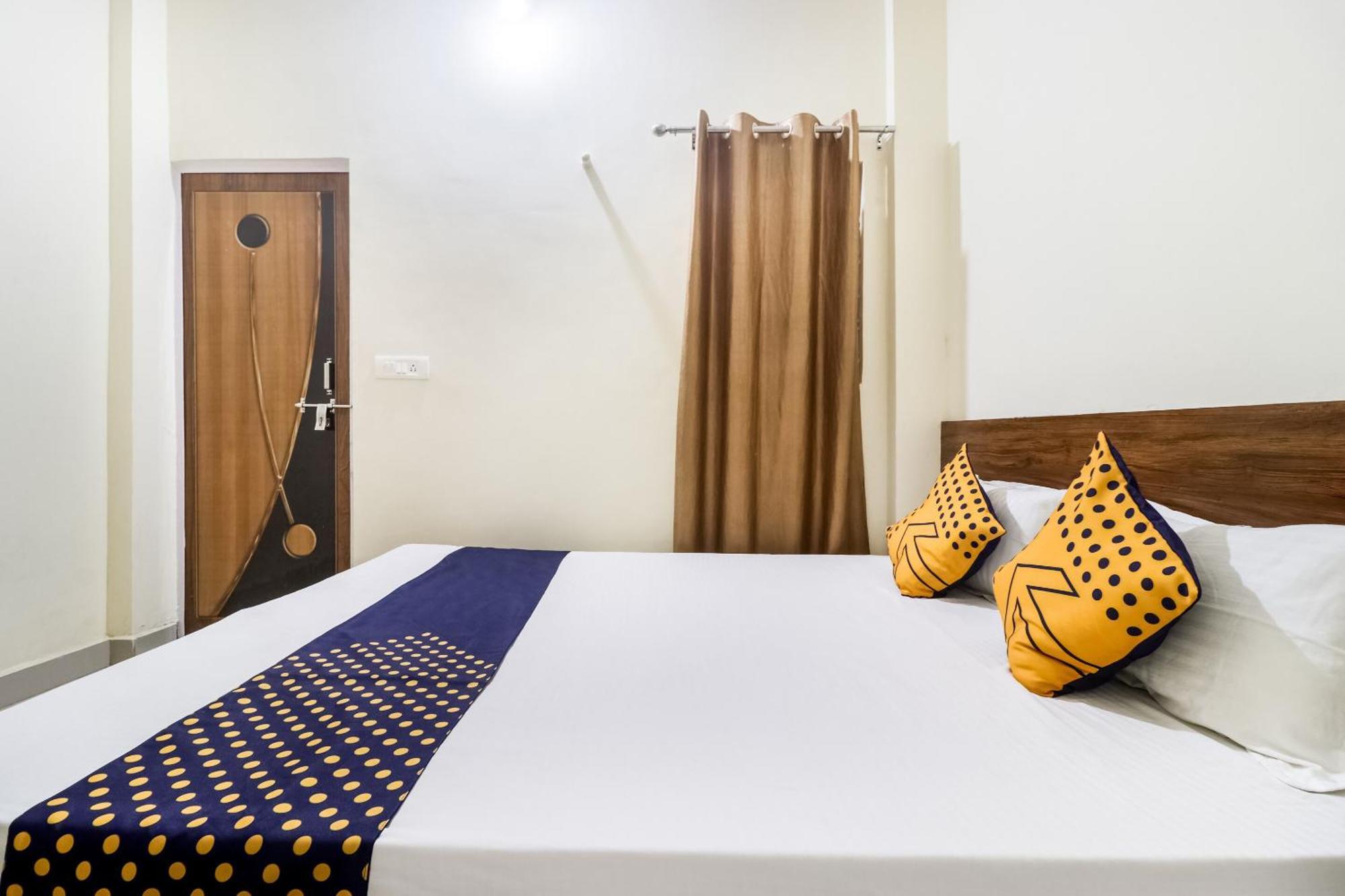 Oyo 40073 Yash Homestay Samarda Kaliāsot Εξωτερικό φωτογραφία
